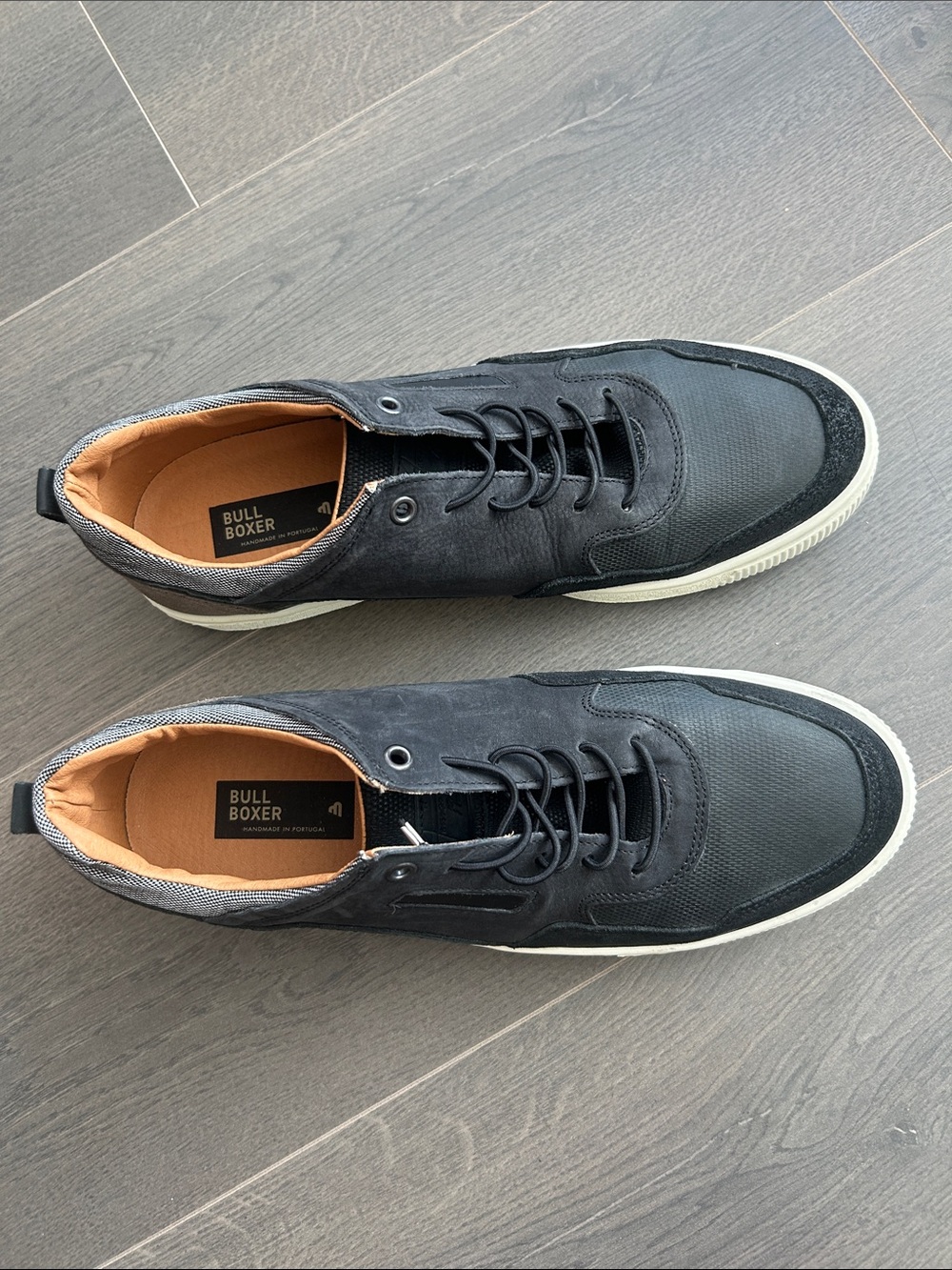 Bullboxer Black Leather Low Top Sneakers Men Size 11 - Picture 2 of 15